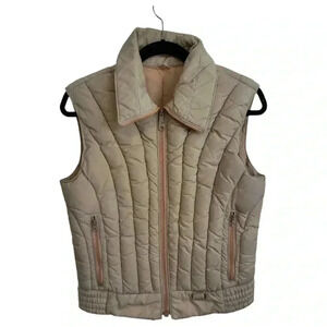 Vintage 1980s Mountain Goat by White Stag Ski Vest in beige, size Medium